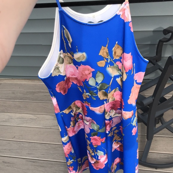 Blue Floral dress - Picture 5 of 5